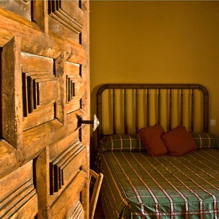 Hotel Los Leones - Adults Only Rubielos De Mora Buitenkant foto