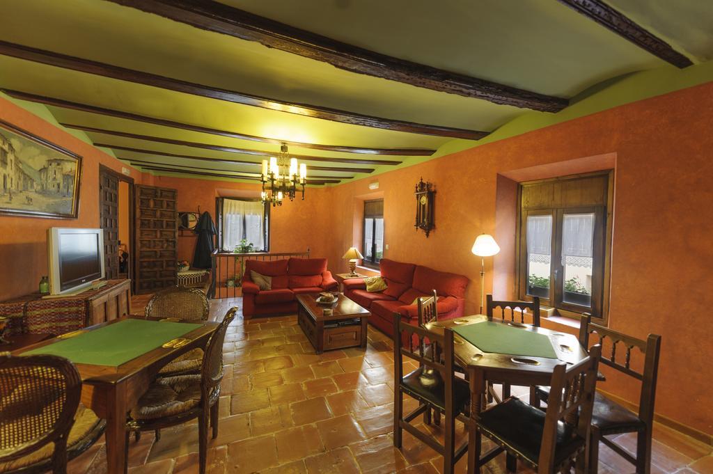 Hotel Los Leones - Adults Only Rubielos De Mora Buitenkant foto